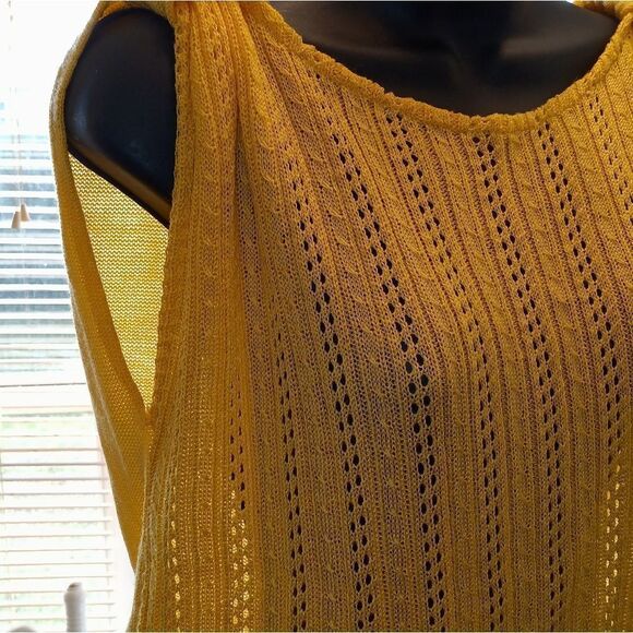 Yellow Sleeveless Summer Sweater sz Med - Picture 7 of 9